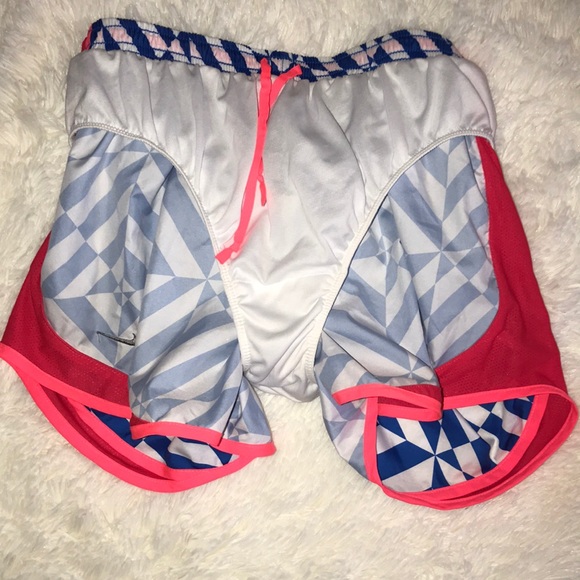 Nike Dri Fit shorts - Picture 5 of 8